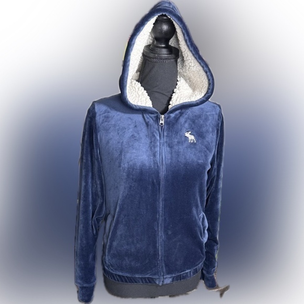Abercrombie & Fitch Kids Blue Velour Sherpa lining. Full Zip Hoodie size 13/14